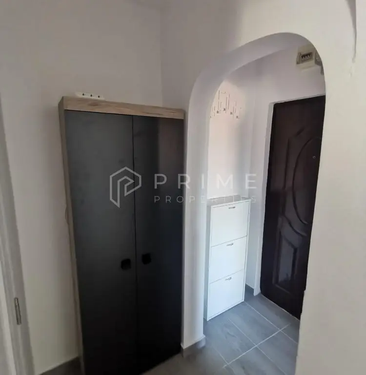 Apartament cu 1 cameră, renovat complet