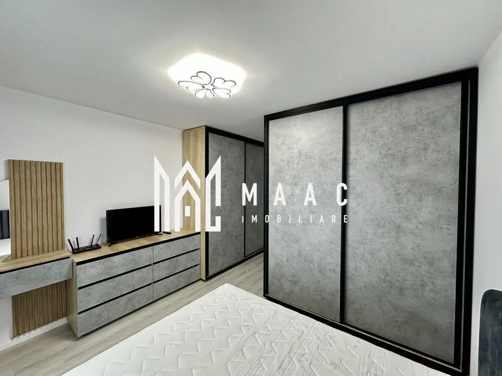 Apartament 3 camere | Etaj 3 | Parcare | Balcon | Doamna Stanca