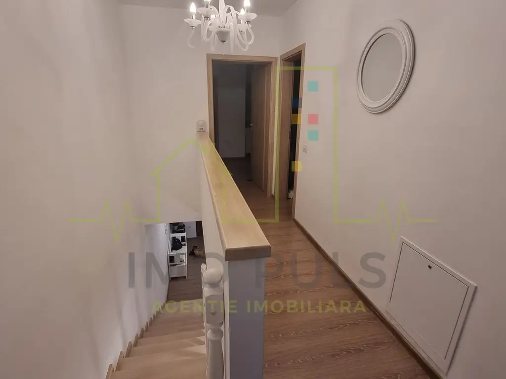 4 Camere. Mobilat si utilat. Drum asfaltat.