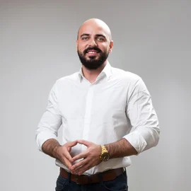 Adrian S H Vasiu