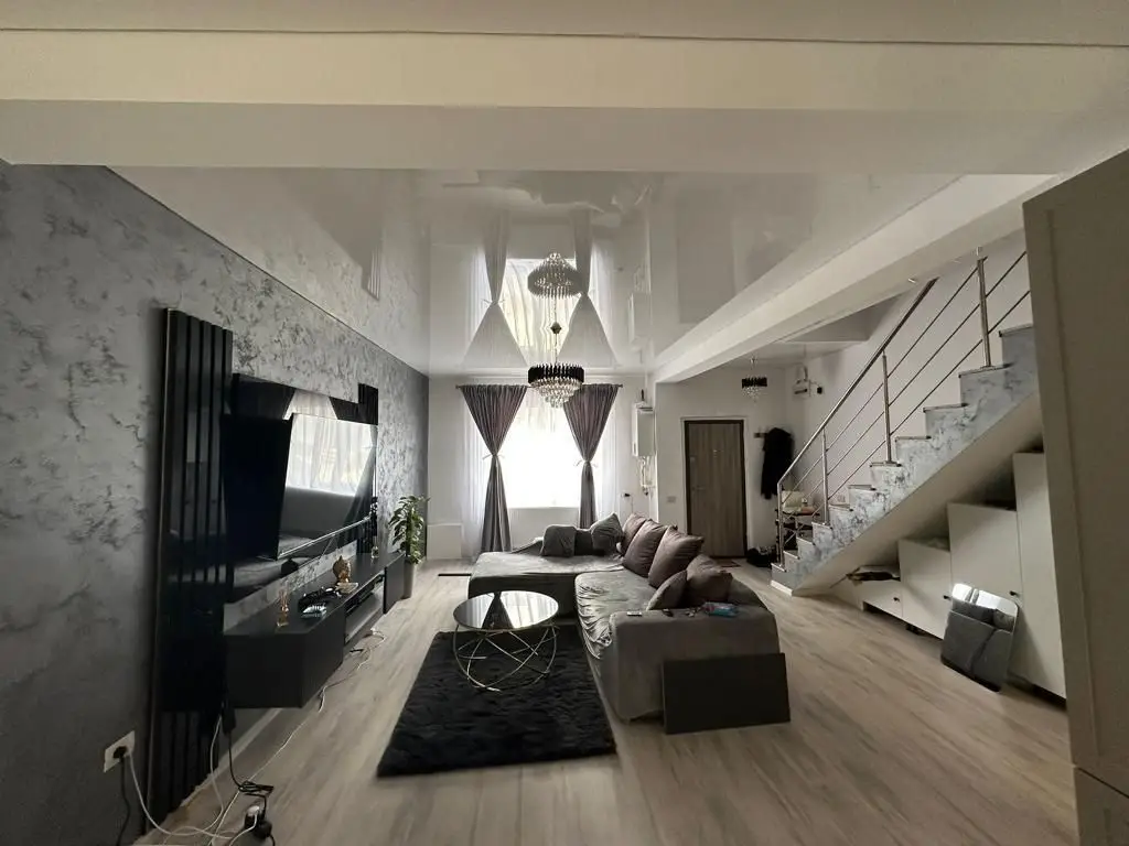 Ag. Eu. vinde Casa P+1 3 camere in Mamaia Nord - Hanul cu Peste