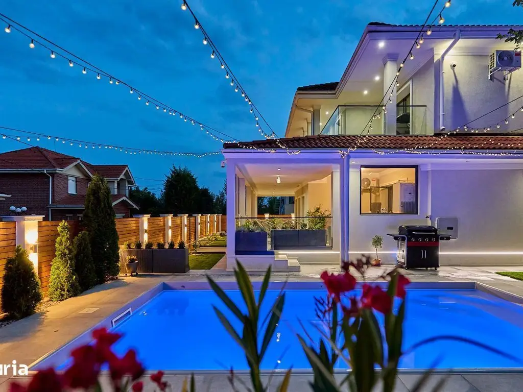 Vila cu Piscina UNICAT! Foto REALE! FINALIZAT Interior si Exterior!