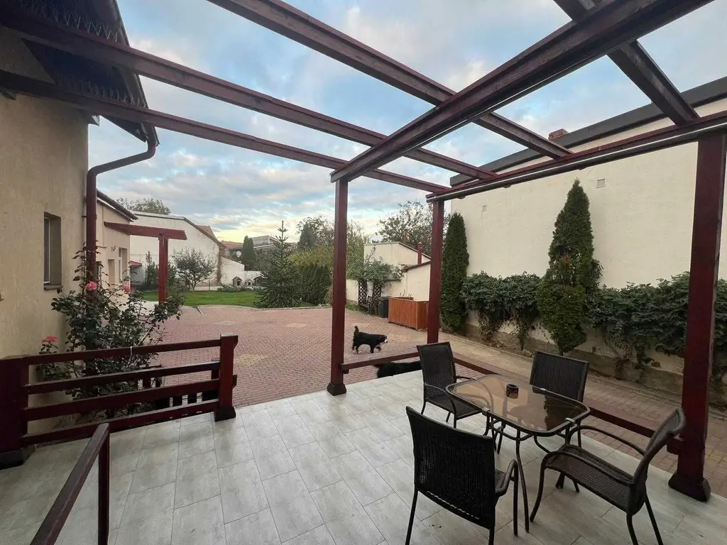 BRASADAS vinde casa zona ultracentrala 308mp cu teren 964mp.