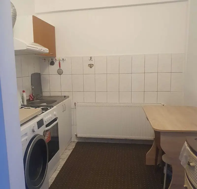 Vand apartament 2 camere