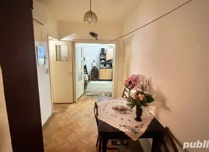 BRASADAS vinde ap 3 cam etaj 1/4 Careiului.
