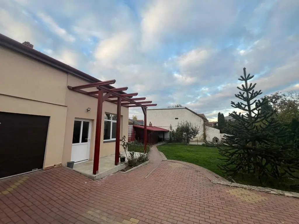 BRASADAS vinde casa zona ultracentrala 308mp cu teren 964mp.