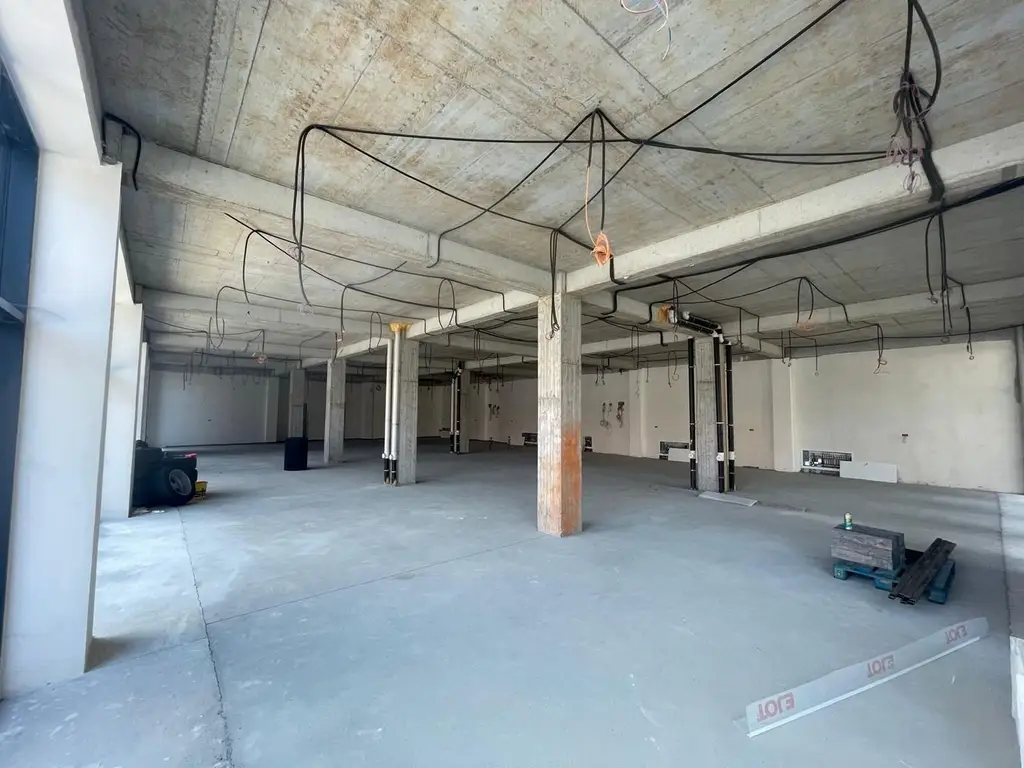 Vindem sp. comercial, openspace, ultracentral,516mp utili- 1.200.000E