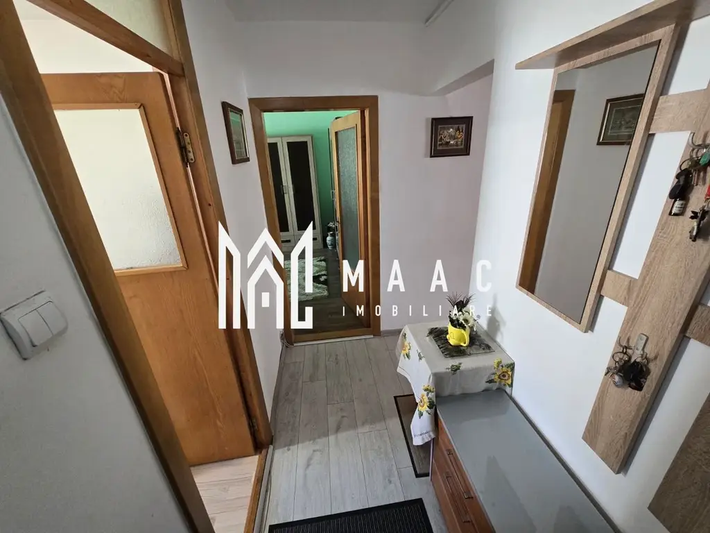 Apartament 4 camere 2 bai zona Strand Parc