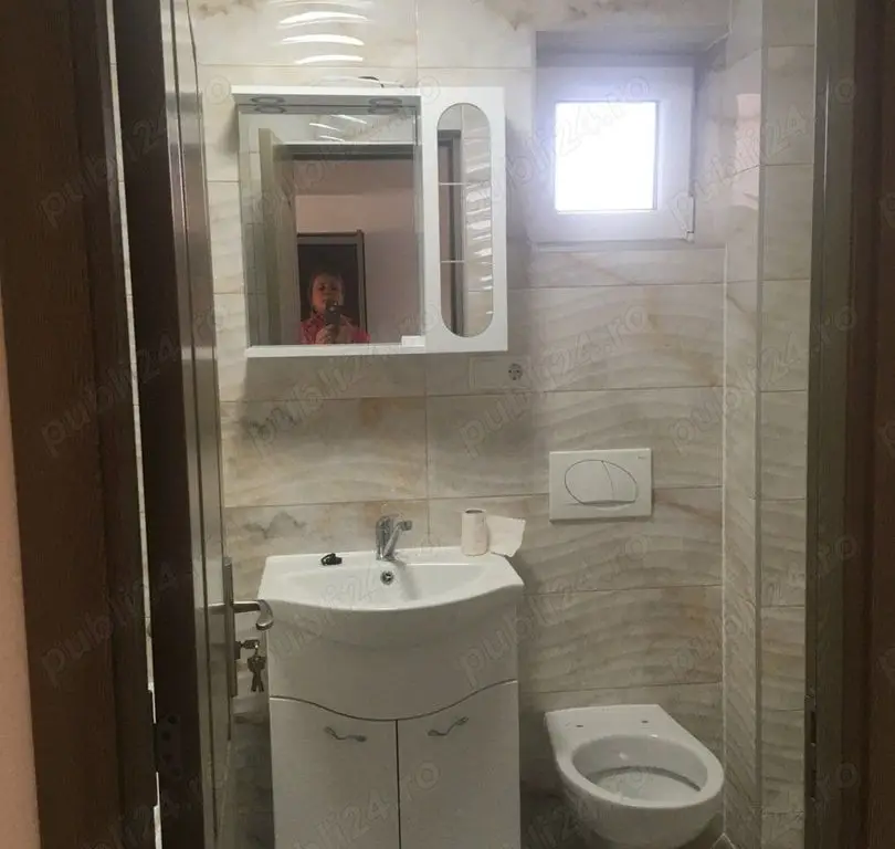 BRASADAS vinde ap 3 cam RENOVAT etaj 1/4 zona 14 Mai.