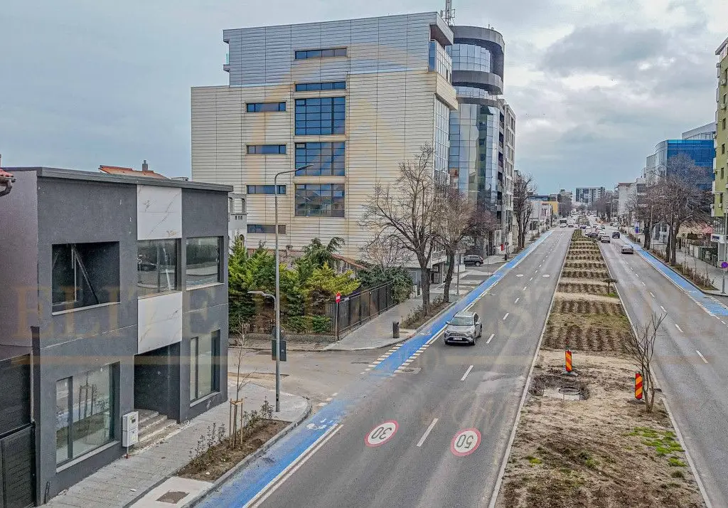Bulevardul Mamaia - Oportunitate Unica de Investitie!!
