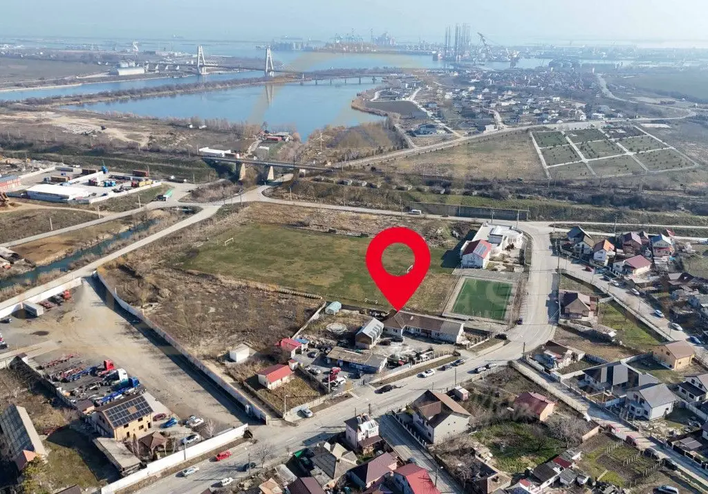 Proprietate Multifuncțională cu Hală și Locuință în Agigea!