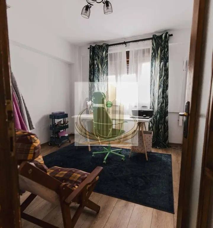 Apartament 4 camere Central 100mp 245000 euro