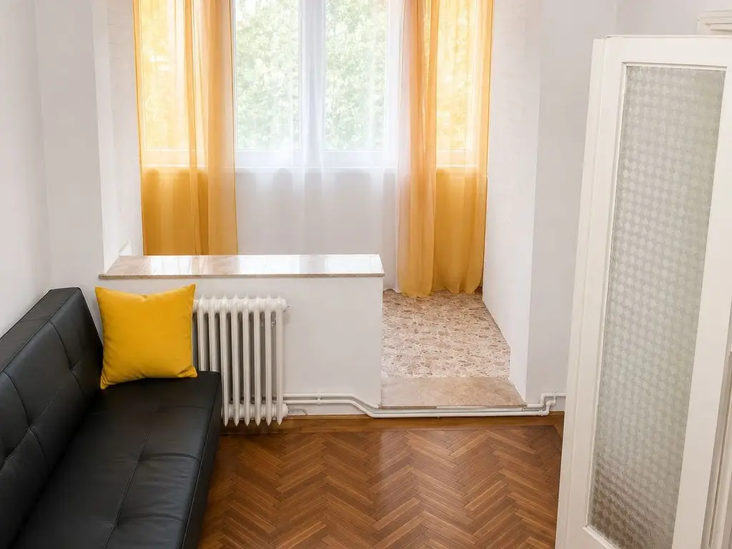 Apartament 4 camere de închiriat | 100 mp | Punctele Cardinale