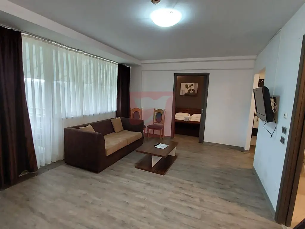 2 in 1, apartamente de 2 si de 4 camere, parcari, Silver Mountain
