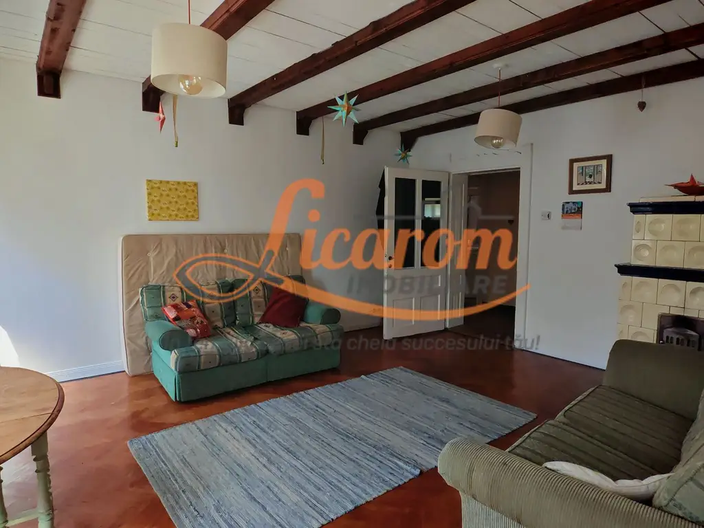 CASA SASEASCA comuna VULCAN,zona foarte buna,teren 3000 mp