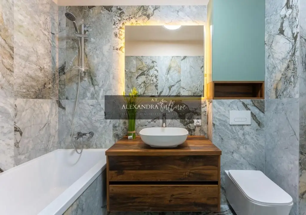 Apartament 2 camere, etaj intermediar, balcon, garaj, Eroilor
