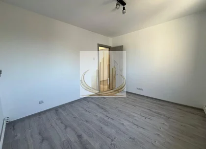Ap 2 cam| Renovat integral | Etaj Intermediar | Shopping City | Turist