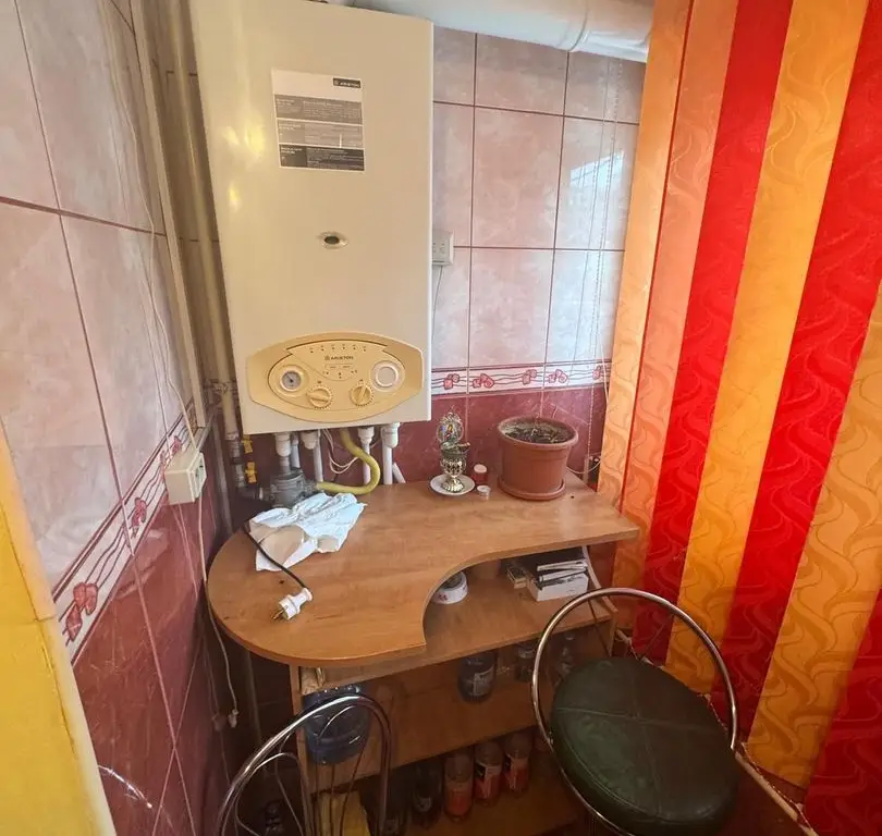 Apartament 4 camere de vânzare – zonă Școala 8