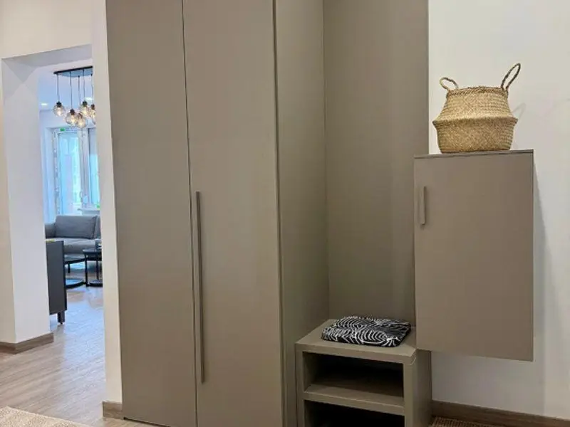 Tineretului apartament 3 camere renovat. mobilat nou