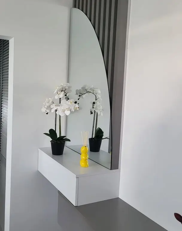De inchiriat apartament cu 2 camere la Papadie, etaj 3, renovat, 550 E
