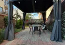 Apartament 3 camere, curte, boxa, parcare, Sub Cetate