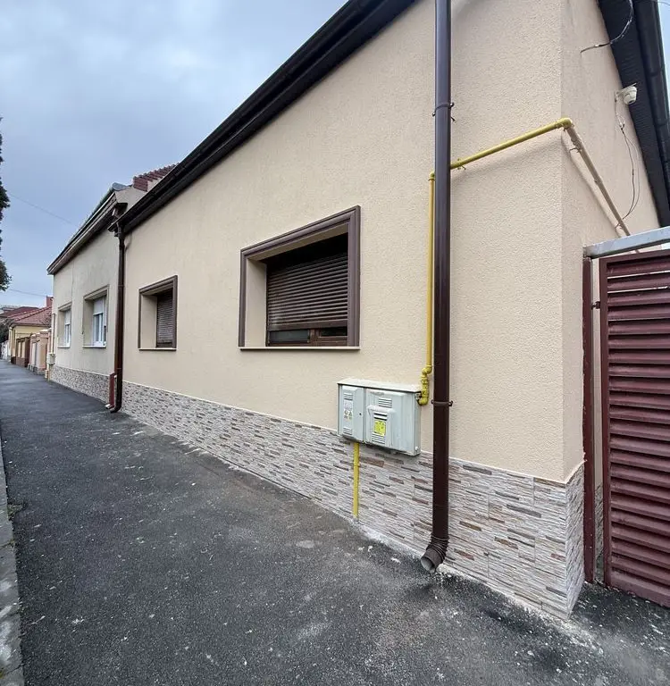 BRASADAS vinde casa S+P+1E zona Closca