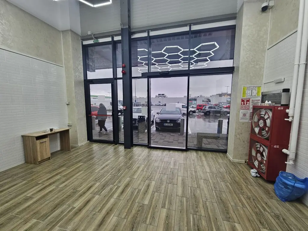 Spațiu comercial de închiriat – Shopping Park, Bd. Nicolae Bălcescu