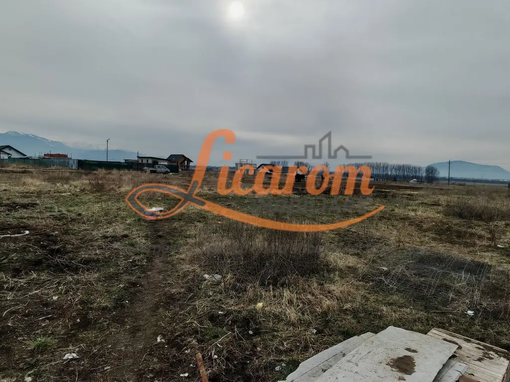 Teren intravilan in suprafata de 644 mp in Sanpetru pret 37000 euro