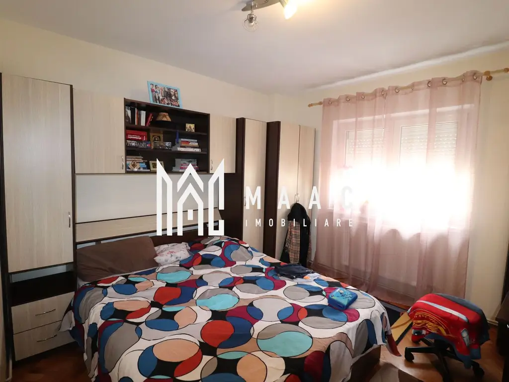 Apartament 4 camere | Decomandat | Balcon | Hipodrom IV