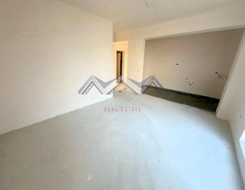 Apartament 3 camere Otopeni central | bloc cu lift, parcare