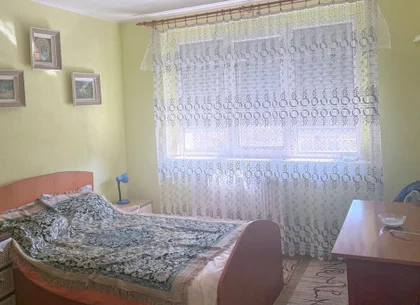 De vanzare apartament 2 camere, Mazepa 1, 64.000 Euro