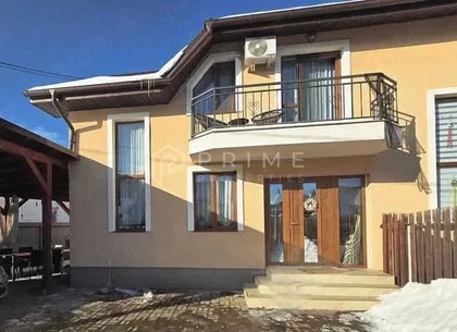Casă familială spațioasă în zonă liniștită | Sângeorgiu de Mureș |