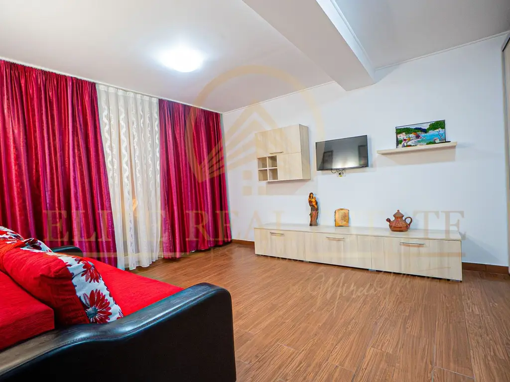 Pensiune premium în Mamaia Sat – proprietate exclusivistă 24 camere