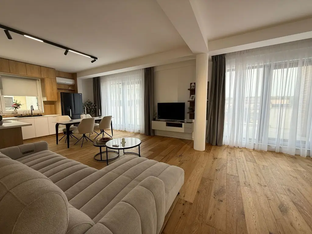 Luxury Duplex with Stunning Sunset Views *** Iancu Nicolae