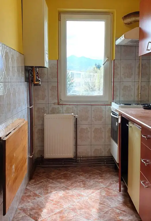 Apartament 3 camere de inchiriat Florilor