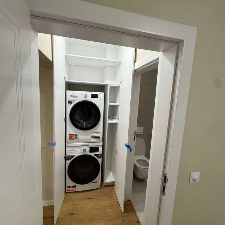 BRASADAS vinde ap finisat, mobilat 2 cam cu loc parcare.
