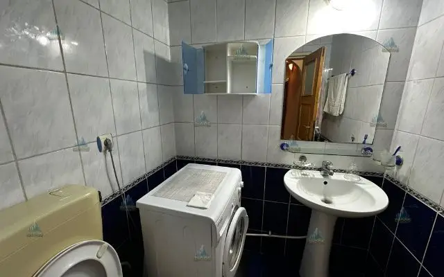 Apartament 4 camere de vânzare – Strada Daciei
