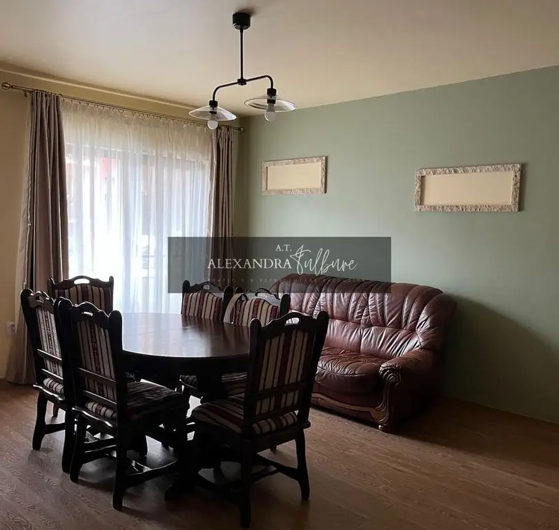 Apartament 3 camere, terasă, balcon închis, parcare