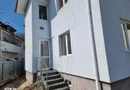 Chirie sau Vânzare - Vila Mare 3 Apartamente + Buncăr – Privat Afacere