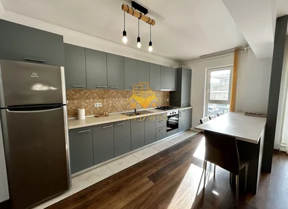 2 camere open space, Storia Cucina, Parcare, Zona Eroilor, Floresti