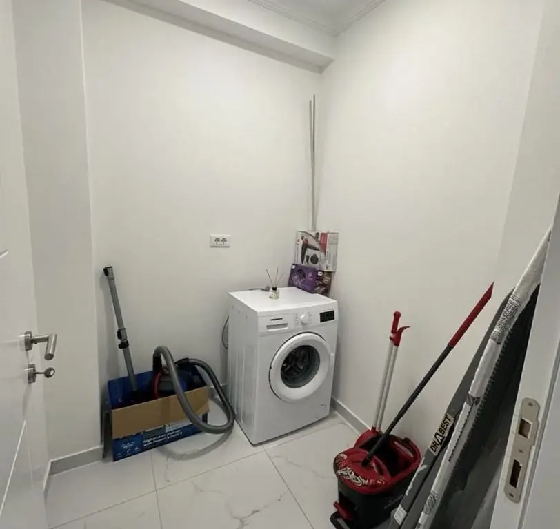 Vand apartament-zona Energia