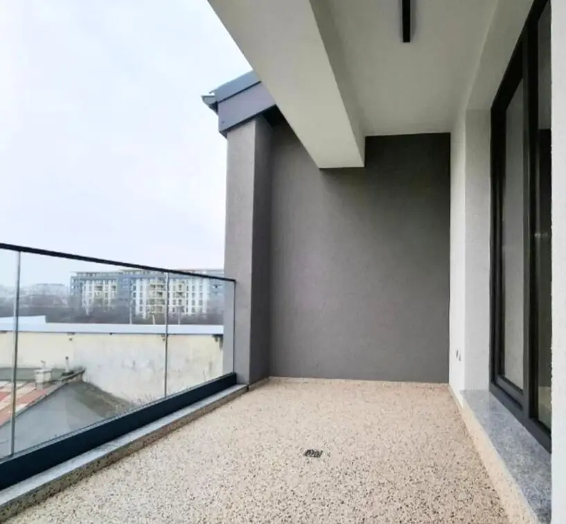 Apartament spațios cu 3 camere terasă și balcon Băneasa Aviației Sector 1