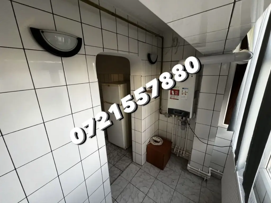 De vanzare apartament 3 camere