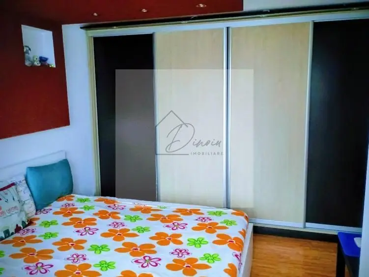 Apartament 3 camere complet mobilat + boxa + parcare Resita Crisului