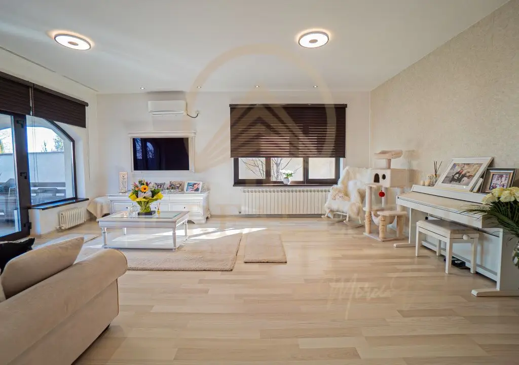 PALAZU – MALUL LACULUI – VILA 2016 LA CHEIE, ARHITECTURA DEOSEBITA!