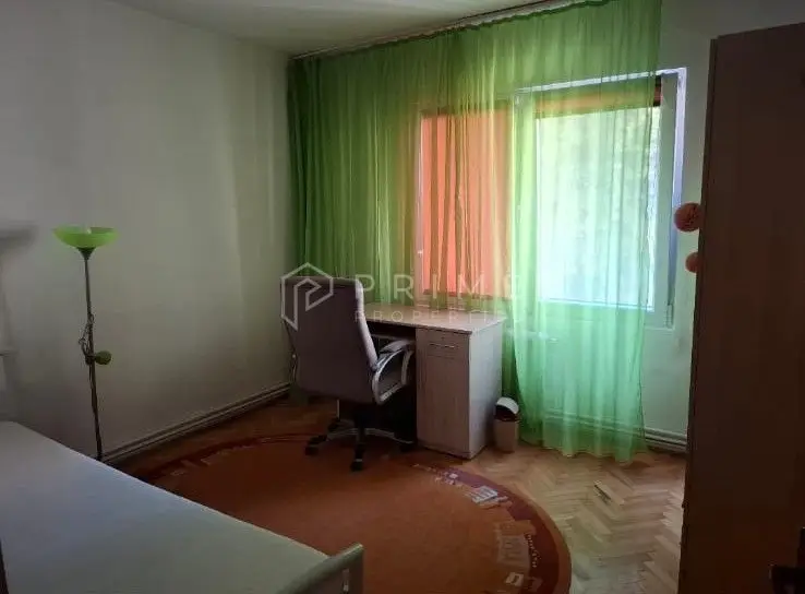 Apartament spațios cu 4 camere | Zona Făget Ideal pentru studenți UMF