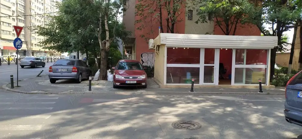 Vand constructie,spatiu,Mihai Bravu ,stradal,24mp,renovat total,12900 e