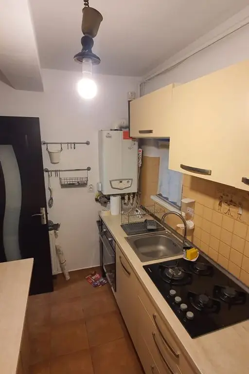 ageuropa.ro vinde VILA NOUA cu 4 cam. in POPESTI, Dimitrie Leonida.