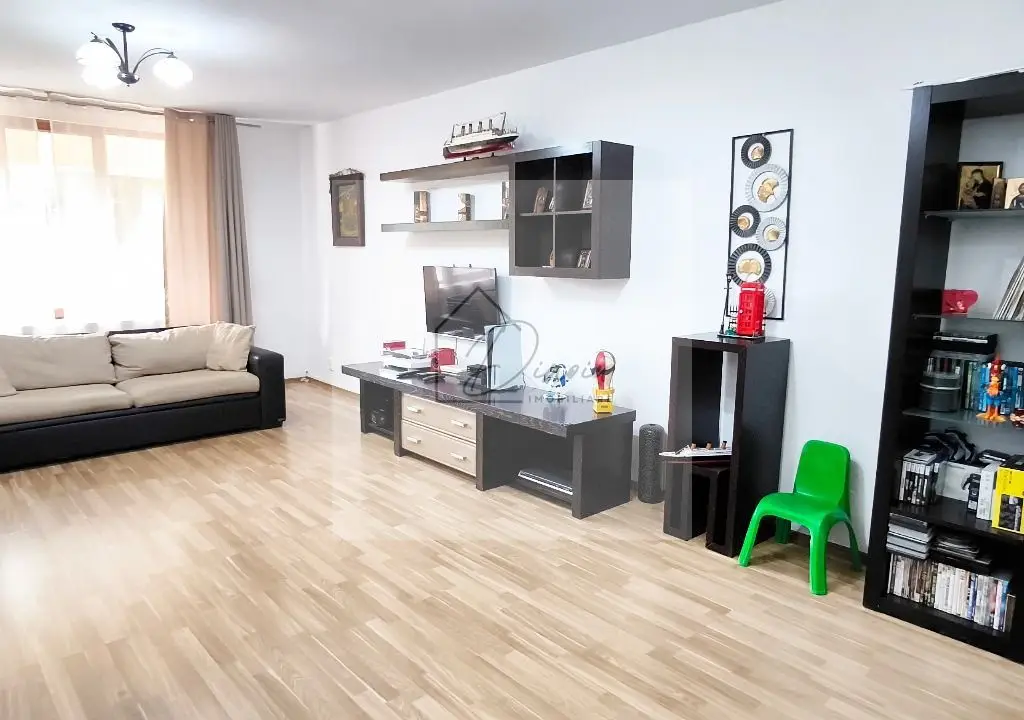 Vila spațioasă în Otopeni I cu acces direct DN1 I 7 camere I Comision