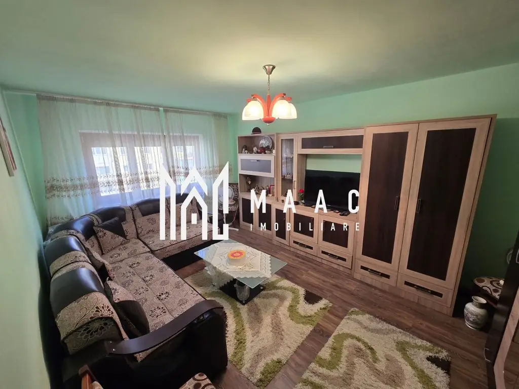 Apartament 4 camere 2 bai zona Strand Parc